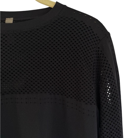 New Varley Black Long Sleeve Workout Top Activewear Yoga Running Gym Shirt S/M - Picture 7 of 7